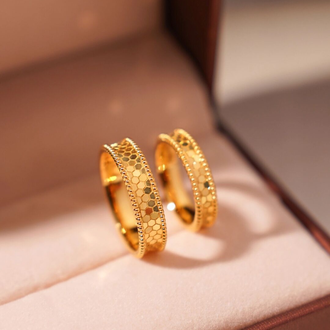 Anillo de nido de abeja brilla - Men'S Accessories Dubai reseña y precio