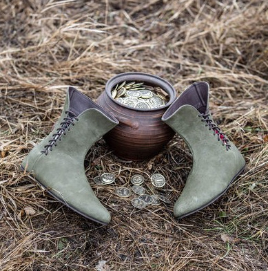 Zapato medieval de cuero para  - Medieval Men'S Accessories reseña y precio